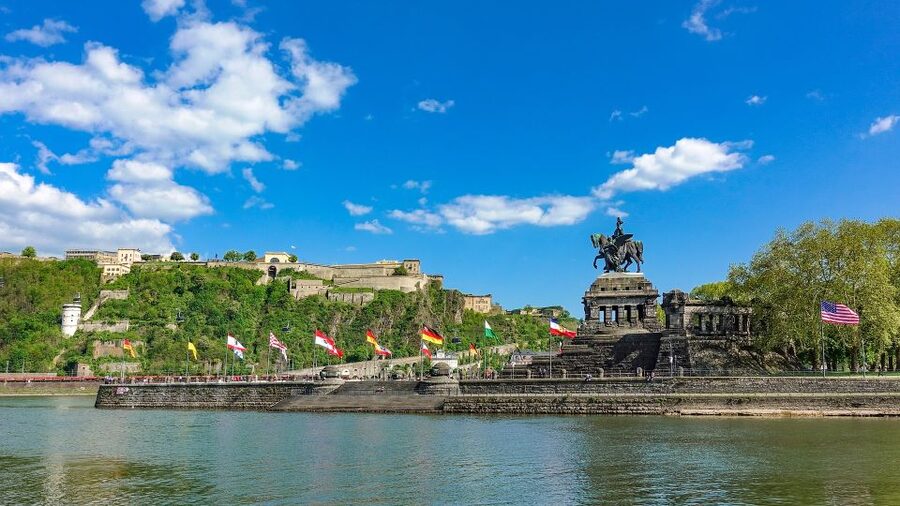 Koblenz: Old Town Tour with the Ehrenbreitstein Fortress - From Roman fort to Münzplatz