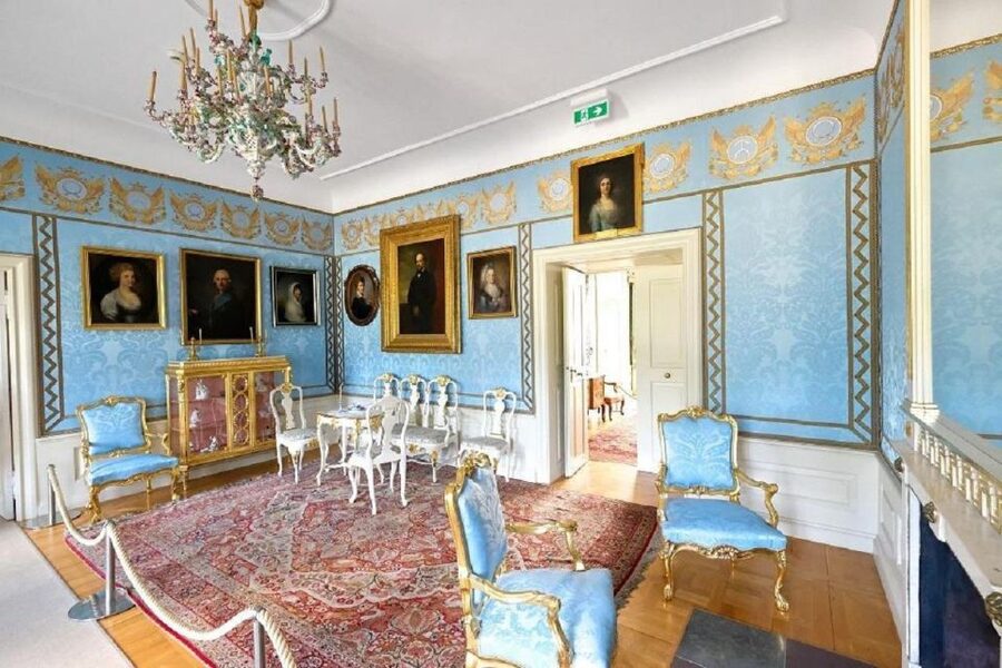 Kornik Castle and Rogalin Palace Half-Day Private Tour - Should you book Kornik and Rogalin?