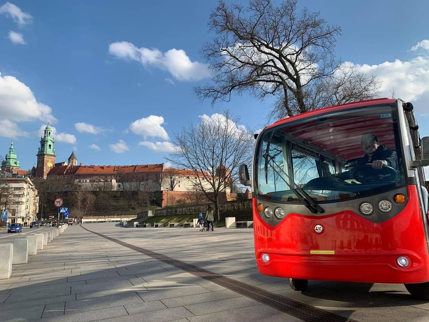 Krakow: Old Town and Wawel Castle Guided Golf Cart Tour - Meeting the guide near the Old Town