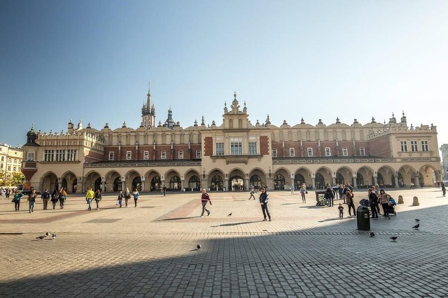 Krakow: Wawel Castle & Cathedral, Old Town & City Basilica - Meeting Point and Practical Advice