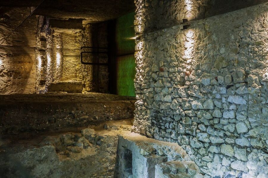Krakow: Wawel Castle, Cathedral, Rynek Underground & Lunch - Is $109 a fair price?