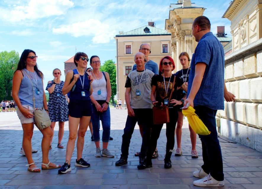 Krakow: Wawel Castle Guided Tour with Entry Tickets - The guide’s role and language choices