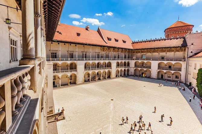 Krakow: Wawel Castle Guided Tour with Skip-The-Line Entry - Why Wawel Castle deserves your time