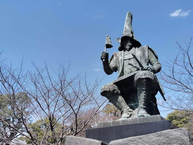 Kumamoto: Castle Express Guided Tour - Meeting at the Kiyomasa Kato statue