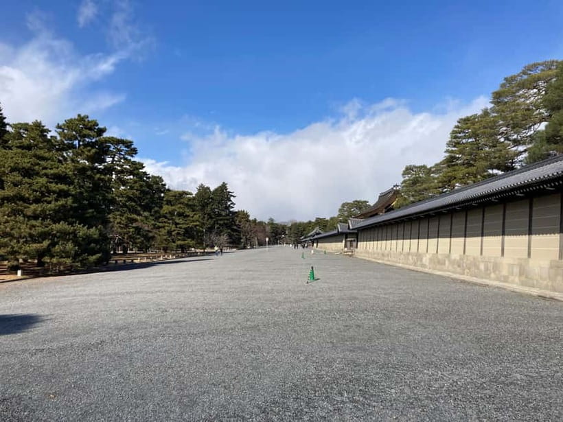 Kyoto: Nijo Castle and Kyoto Imperial Palace Guided Tour - Kyoto Imperial Palace: ceremony, gardens, and open-air views
