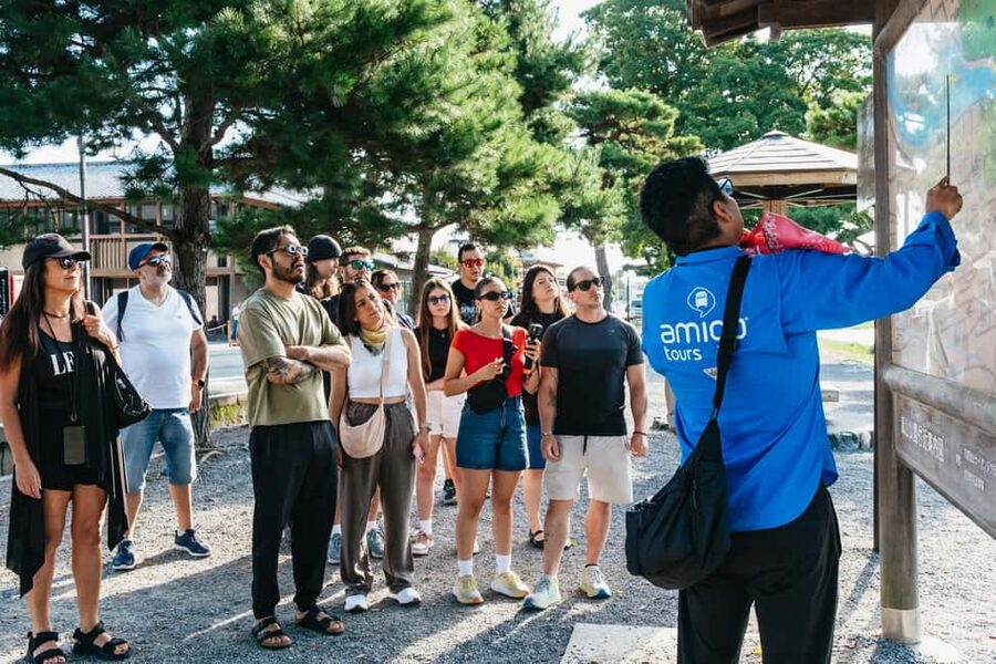 Kyoto: Nijo Castle, Kiyomizu & Fushimi Inari Guided Tour - Kiyomizu-dera and a useful lunch break