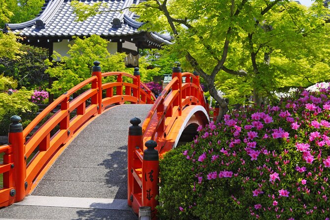 Kyoto: Nijo Castle World Heritage Guided Tour with Admission - Gardens, gates, and the best photo stops