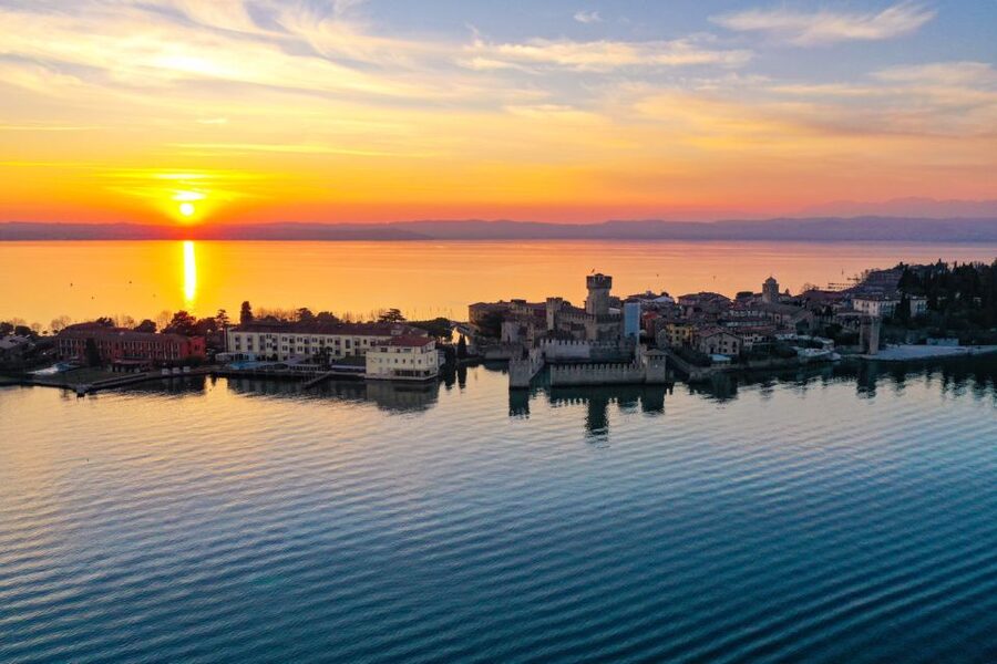 Lake Garda: Historic Castle Cruise with Wine Tasting - A quick look at the Lake Garda route