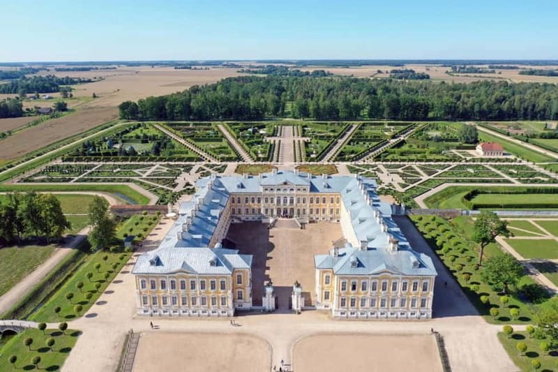 Latvian Palace and Medieval Castle Private Trip - Who will get the most from this trip