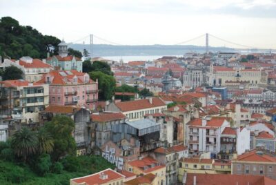 Alfama and São Jorge Castle Quarters Walking Tour