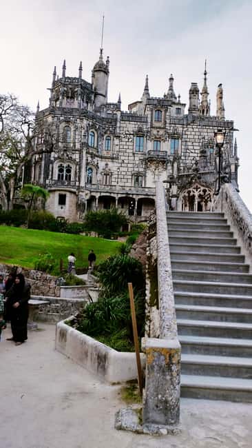 Lisbon: Pena Palace, Moorish Castle, Monserrate & Cabo Roca. - Booking advice before you go