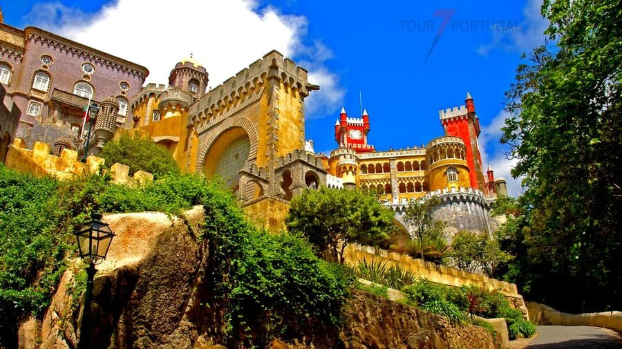 Lisbon: Pena Palace, Moorish Castle, Qta. Regaleira & Sintra - Monserrate and Queluz need clarification