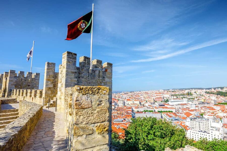 Lisbon Tour: Cristo Rei, Belem, São Jorge Castle, 360°View. - Belém: three major sights and one famous pastry