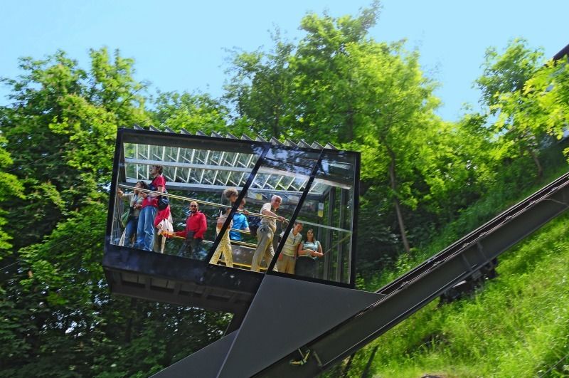 Ljubljana: Guided Walk & Funicular Ride to Ljubljana Castle - Why this two-hour tour works so well