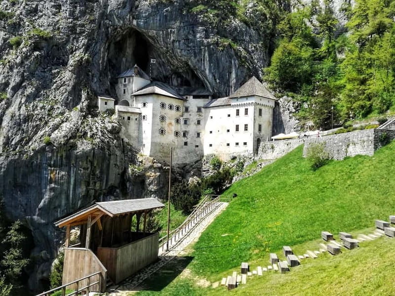 Ljubljana: Postojna Cave and Predjama Castle Tour - The one-hour ride from Ljubljana