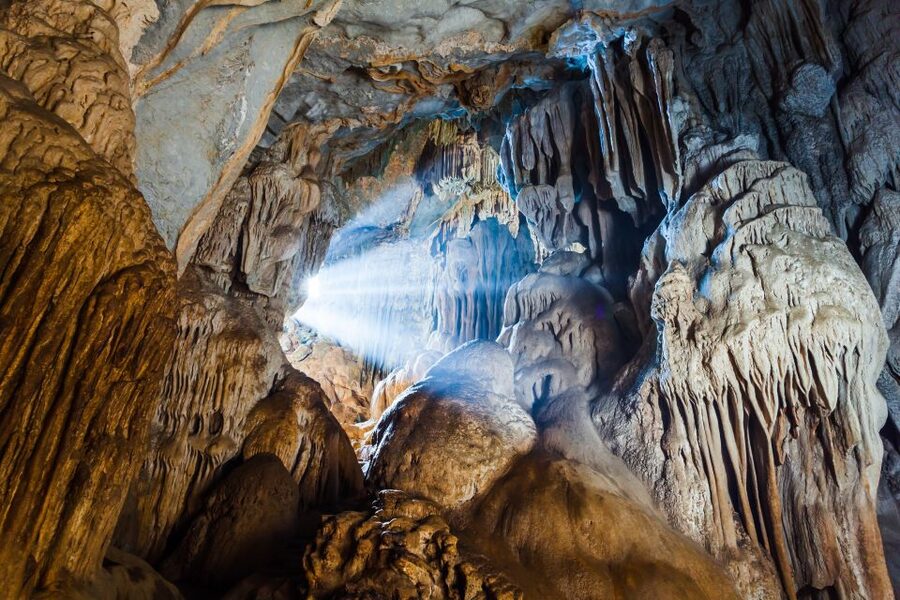 Ljubljana: Postojna Cave & Predjama Castle Tickets and Tour - Key points at a glance