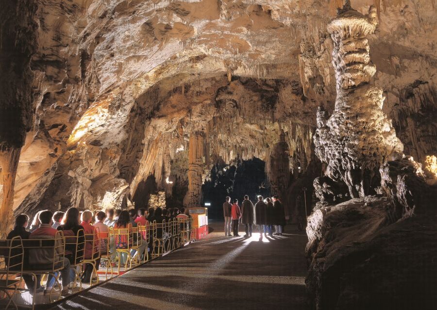 Ljubljana: Postojna Cave & Predjama Castle Tickets and Tour - How to make the most of the day