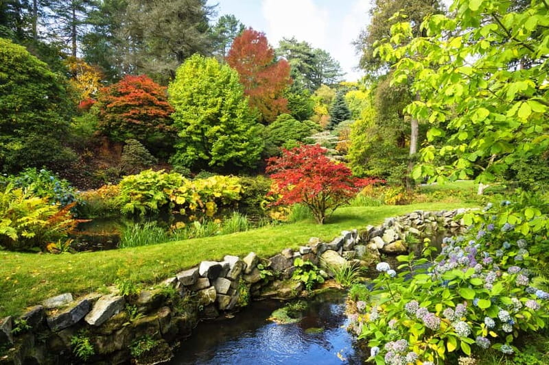 Llandudno: Snowdonia Bodnant Gardens & Castles Private Tour - Eryri National Park and the lakes of Snowdonia