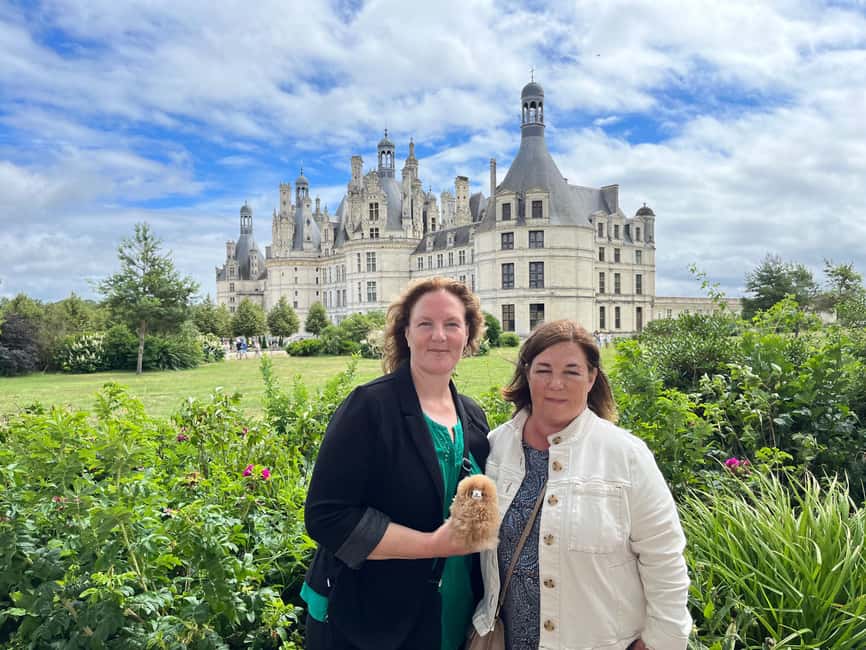 Loire Castles Day Trip & Wine Tasting - Chenonceau: the most graceful stop