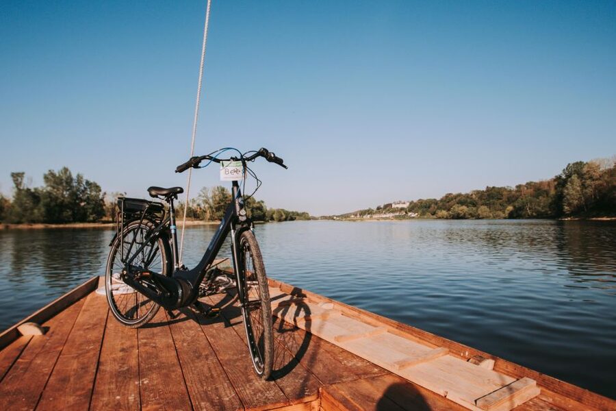 Loire castles with electric bicycle - Chaumont-sur-Loire, the day’s strongest anchor