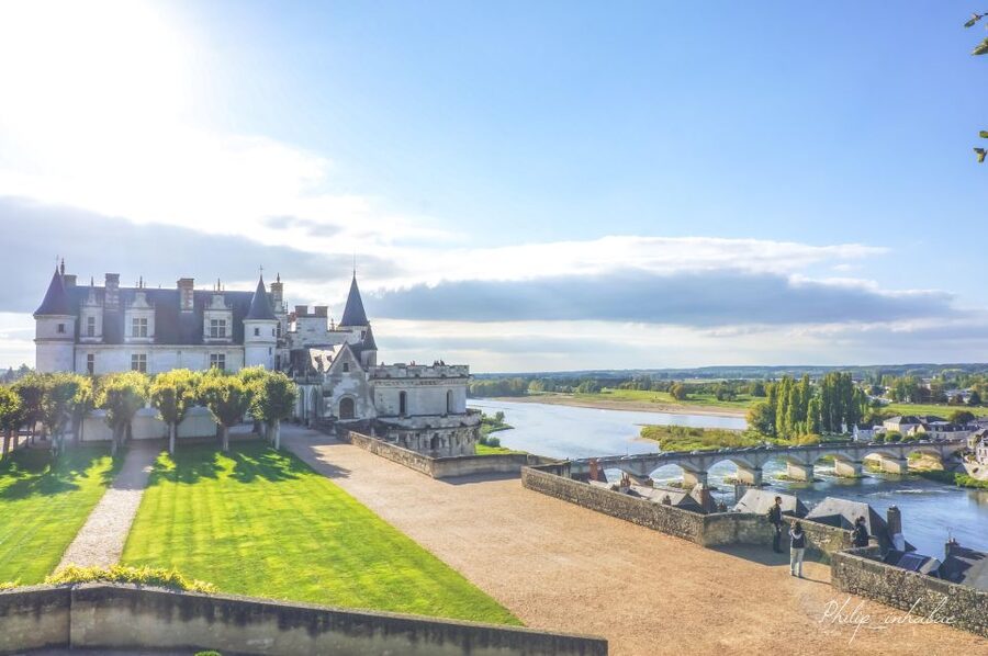Loire Valley Castles: VIP Private Tour from Paris 3 Castles - Chenonceau: the romantic finish over the Cher