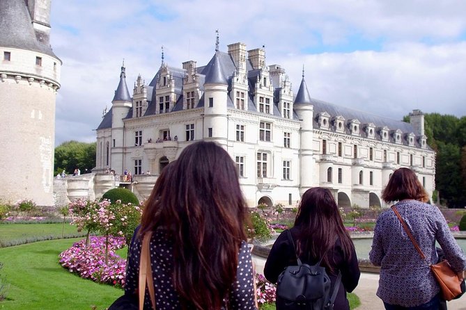 Loire Valley Day Tour Chambord and Chenonceau plus Lunch at a Private Castle - Villesavin: the lunch that changes the pace