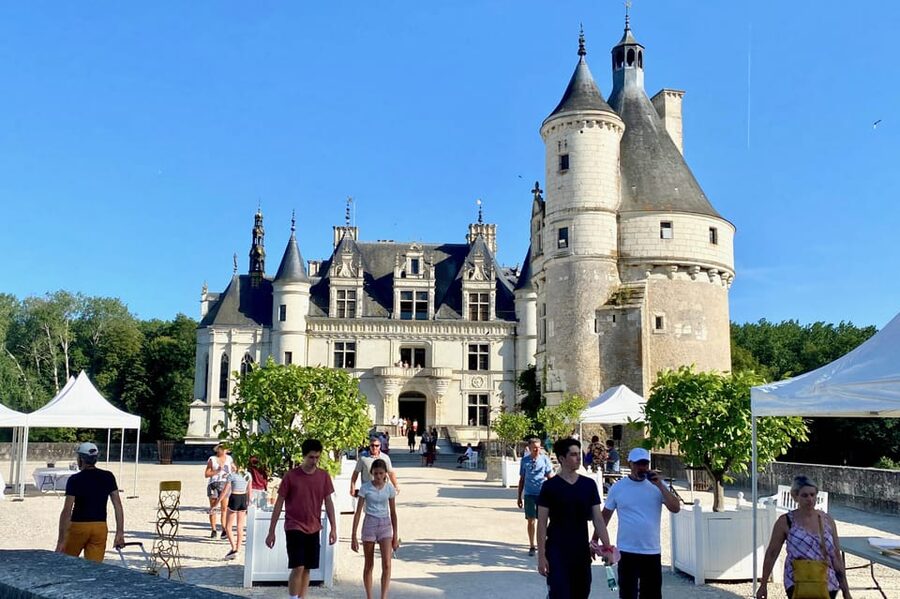 Loire Valley Royal Castles Small Group Day Trip from Paris - A long day from Paris, made easier by a small van