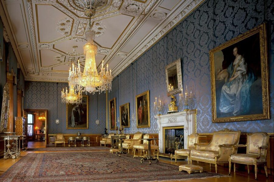 London: Stonehenge, Windsor Castle, Bath, Lacock & Pub Lunch - Who will enjoy this most