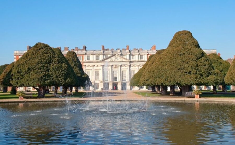 London: Windsor Castle & Henry VIII's Hampton Court Palace - Timing, closures, and small practical matters