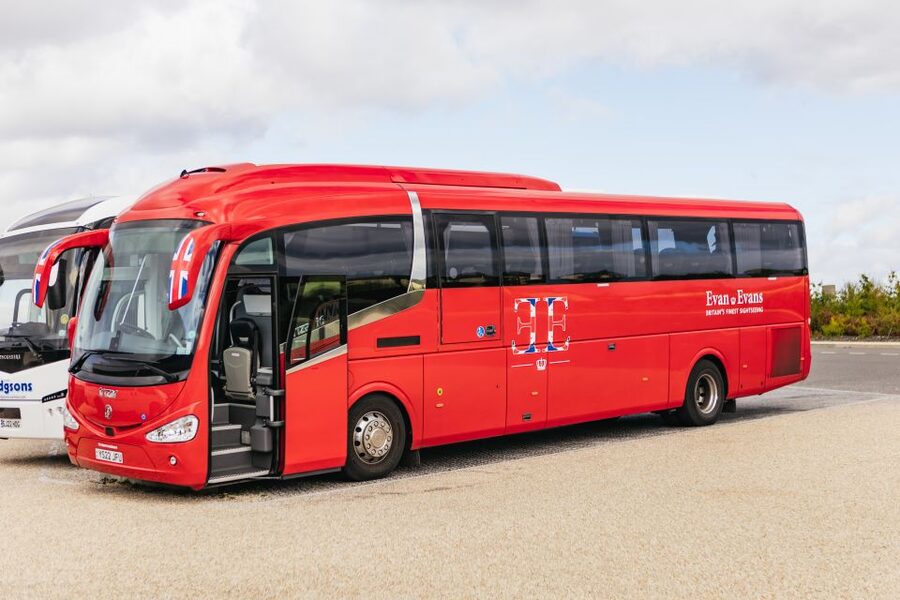 London: Windsor Castle, Stonehenge & Bath Full-Day Tour - Three famous places in one long English day
