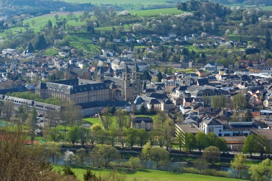 Luxembourg: Nature, History and Castles Full-Day Tour - Echternach and the final forty-five minutes