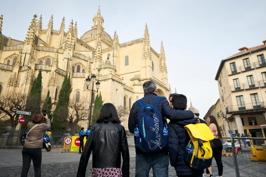Madrid: Segovia and Toledo Tour, Alcazar, and Cathedral - The coach ride to Toledo