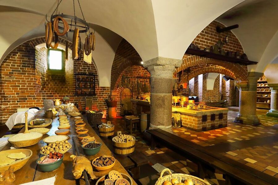 Malbork Castle Half Day Private Tour - St. Mary’s Church and the religious side of Malbork