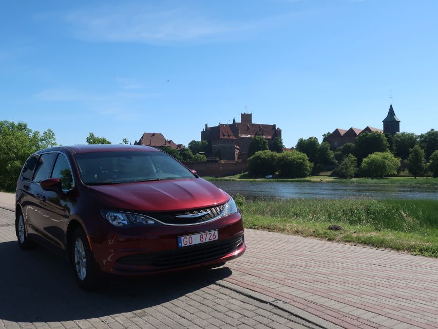 Malbork Castle: Private Tour from Gdansk, Sopot or Gdynia - Grand rooms and everyday spaces