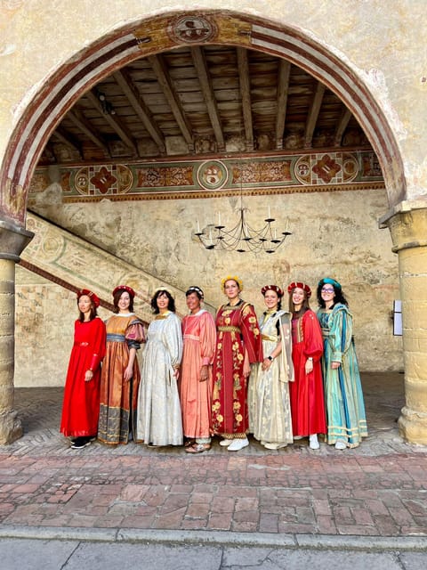 Malpaga Castle guided tour with period dresses - Banquets, Fashion, and Personal Hygiene