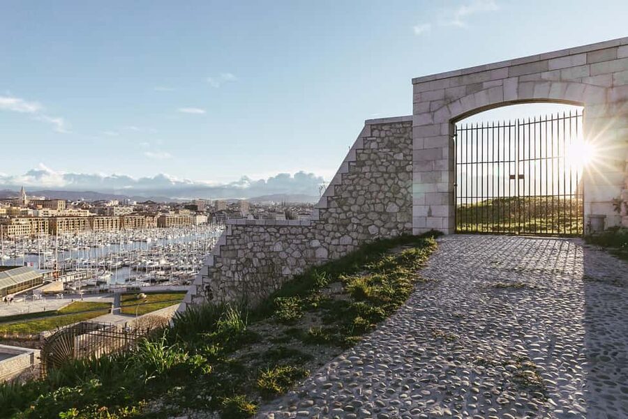 Marseille: Historical Tour of the Citadelle of Marseille - Inside Fort Saint-Nicolas: 360 years in one hour