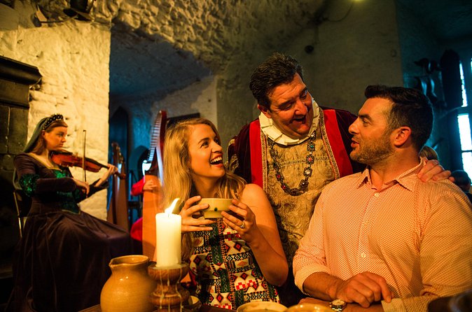 Medieval Banquet at Bunratty Castle Ticket - Irish harp, fiddle, and the 35-minute show