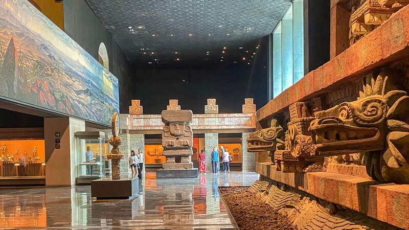 Mexico City: Chapultepec Castle and Anthropology Museum Tour - Walking through Chapultepec Park