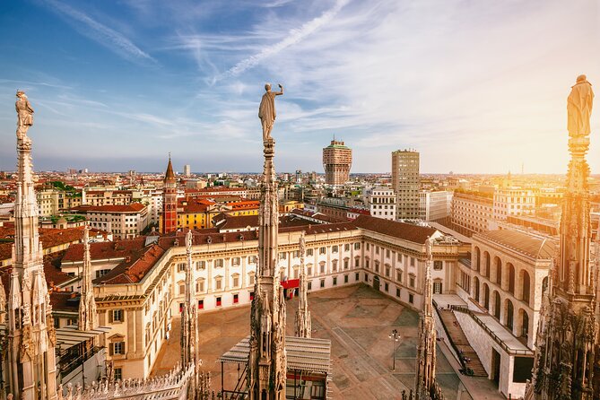Milan: Private Tour - Duomo, Sforza Castle & Gelato Tasting - What the private format adds