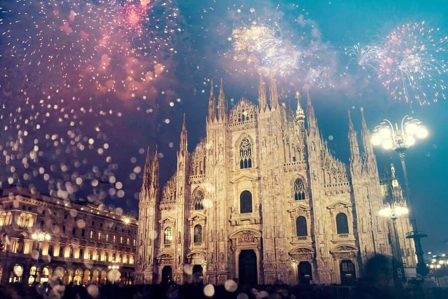 Milan Small Group: Duomo & Rooftop, Castle, Gelato Tasting - Key points at a glance