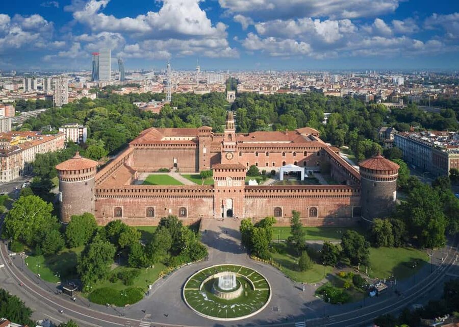 Milan Small Group: Duomo & Rooftop, Castle, Gelato Tasting - Sforza Castle and the end of the route