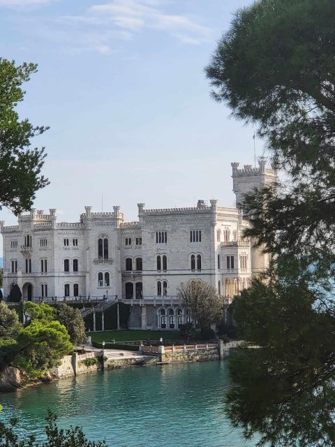 Miramare: The most romantic, beautiful and sad castle. - Key points to know before you book