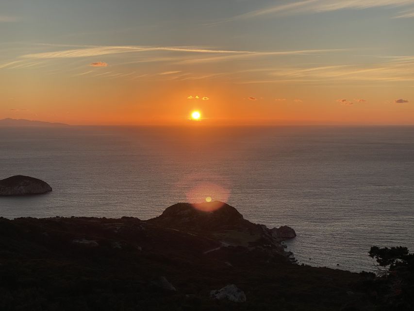 Monolithos: Small Group Hike and Sunset at Monolithos Castle - Practical preparation for the four hours