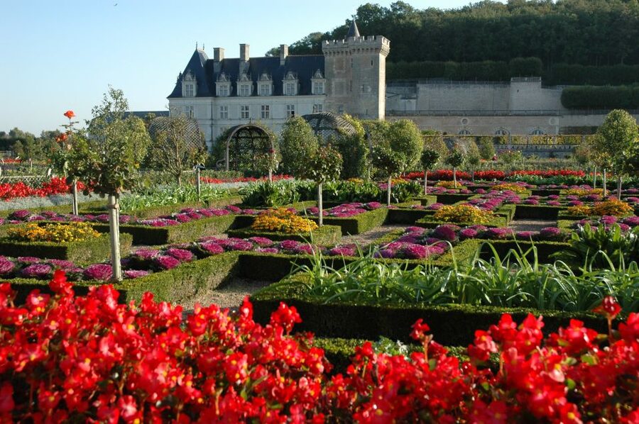 Mont Saint-Michel & Chateaux Country 3-Day Tour from Paris - Should you book this three-day tour?