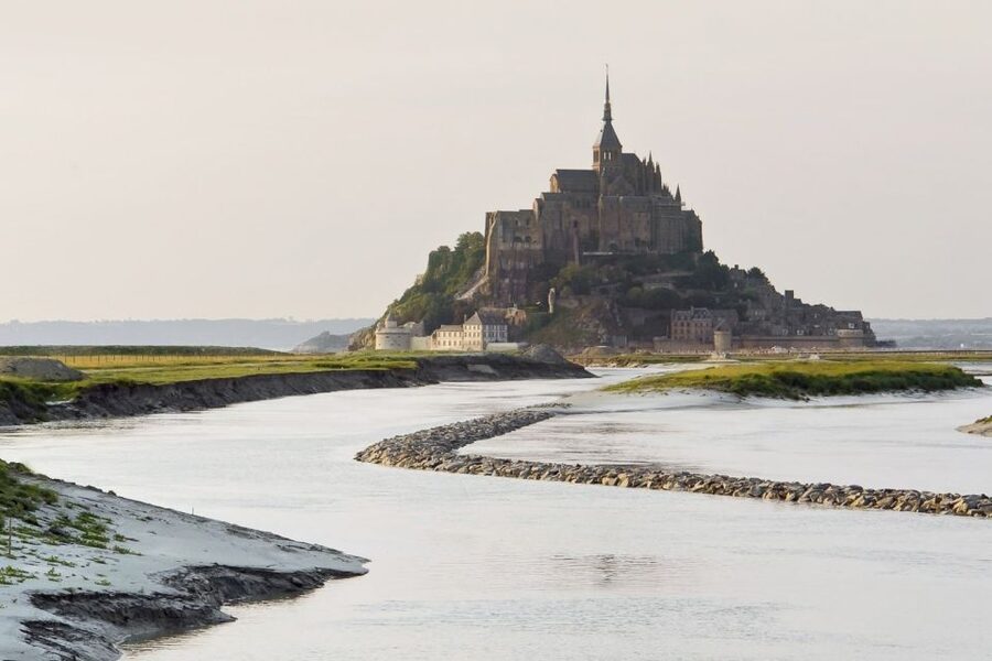 Mont Saint-Michel & Chateaux Country 3-Day Tour from Paris - The Normandy portion needs a route check