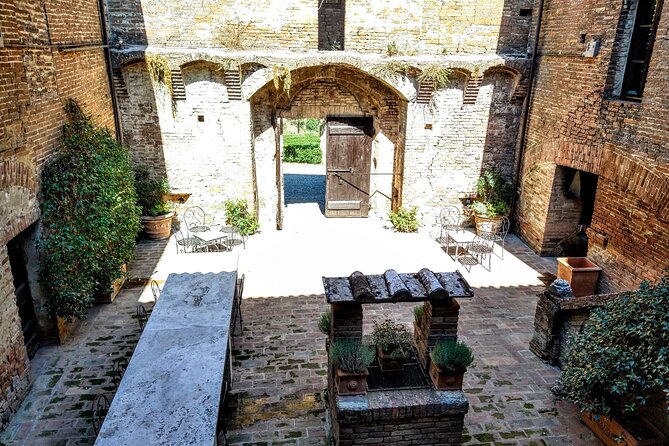 Montalcino: Brunello Wine Tasting & Lunch in a Tuscan Castle - What the sommelier adds