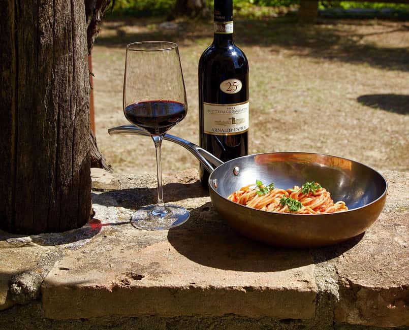 Montone: Medieval Dinner in Cardaneto Castle - A private setting with a personal touch