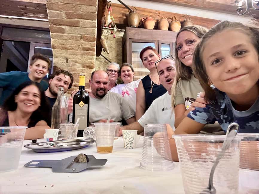 Montone: Medieval Dinner in Cardaneto Castle - Exploring the castle after dinner