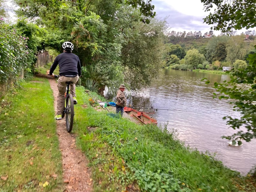 Mountain Biking Full Day Trip to The Karlstejn Castle - Practical details that can make the day better