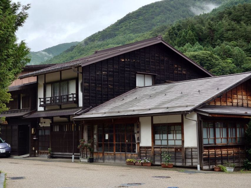 Nagano/Matsumoto: Matsumoto Castle and Narai-juku Day Trip - Walking, Weather, and Comfort
